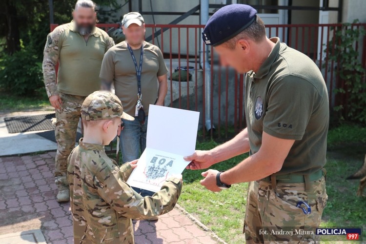 Fundacja spełniła marzenie 7-letniego Dominika z Wodzisławia o byciu... antyterrorystą, Andrzej Mitura/Policja 997